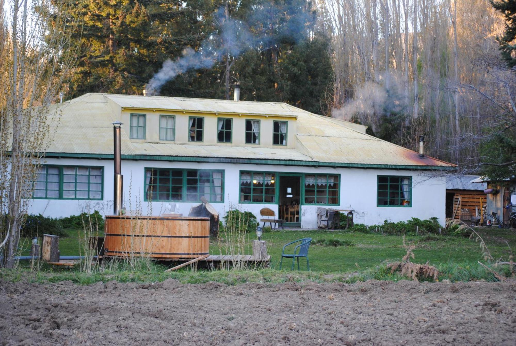 Hotel Hosteria De La Patagonia Chile Chico Esterno foto