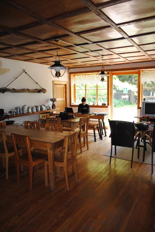 Hosteria De La Patagonia Chile Chico Esterno foto