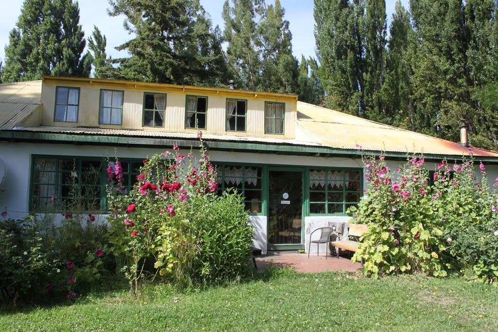 Hotel Hosteria De La Patagonia Chile Chico Esterno foto