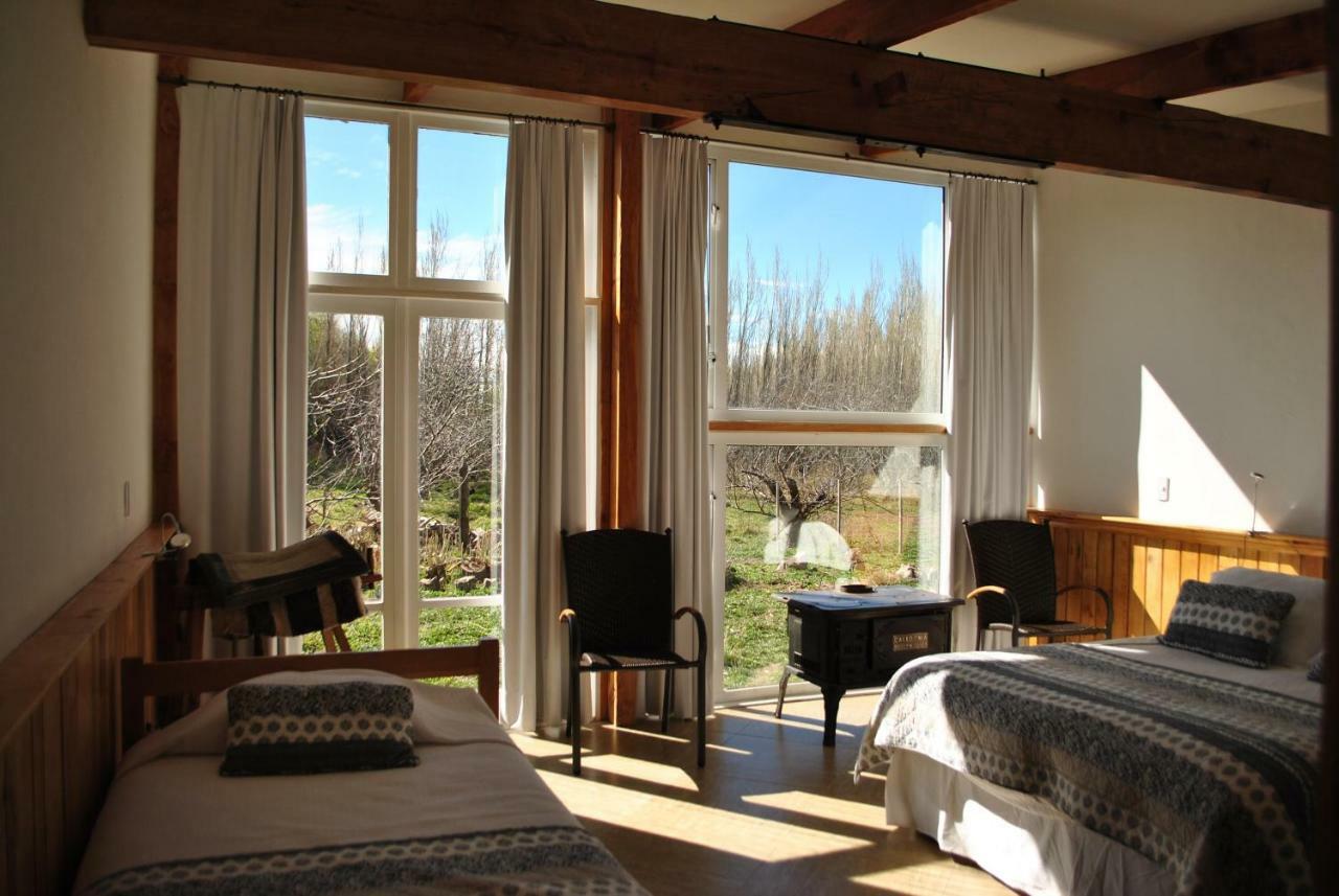 Hosteria De La Patagonia Chile Chico Esterno foto